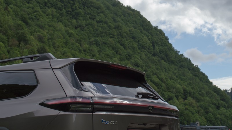 Toyota bZ4X Touring AWD Executive