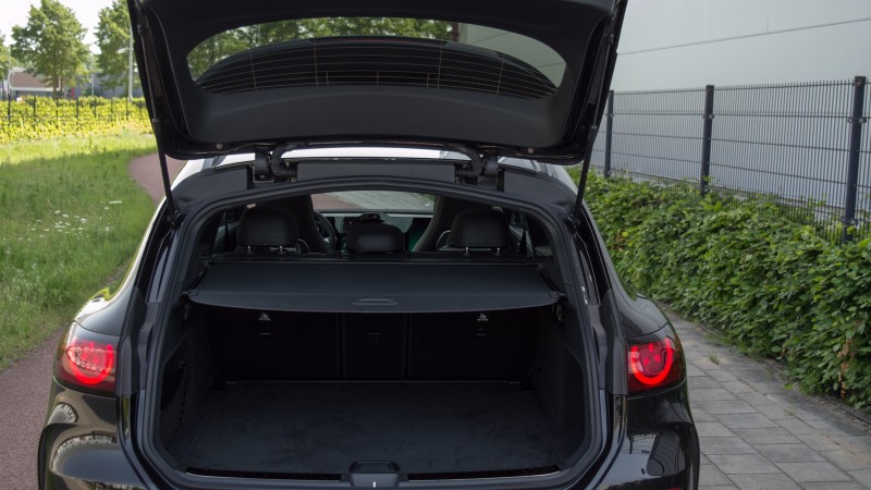 Mercedes-Benz GLC 400 4Matic Launch Edition