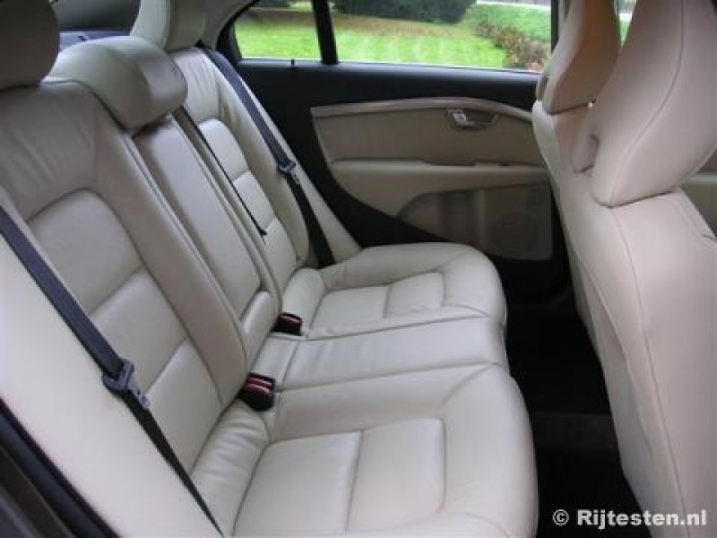 Volvo S80 2.5T Summum