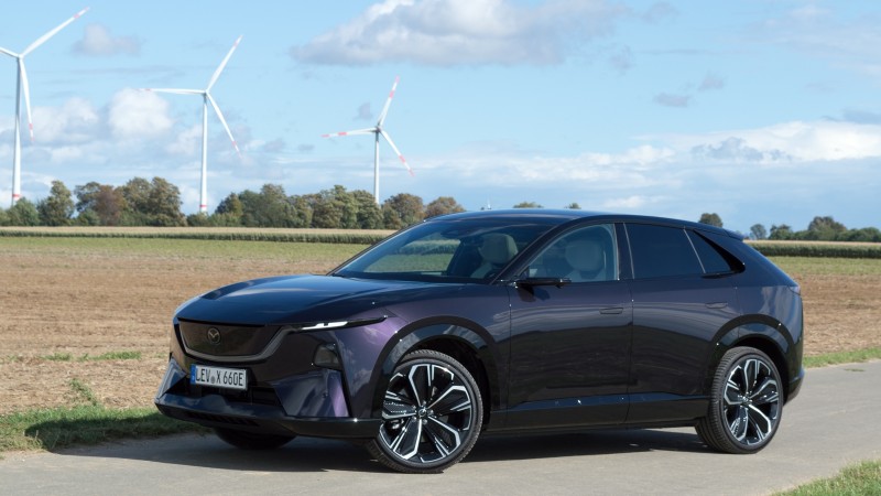 Mazda CX-6e  Takumi Plus