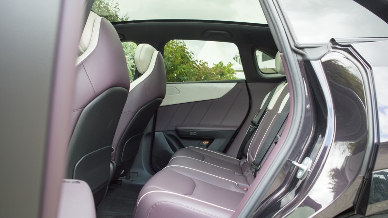Mazda CX-6e  Takumi Plus