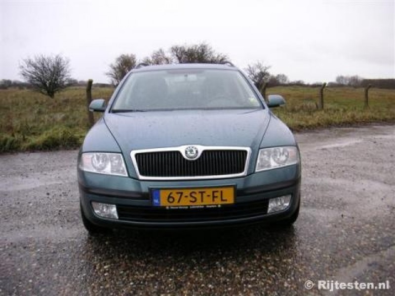 Skoda Octavia Combi 1.6 Ambiente