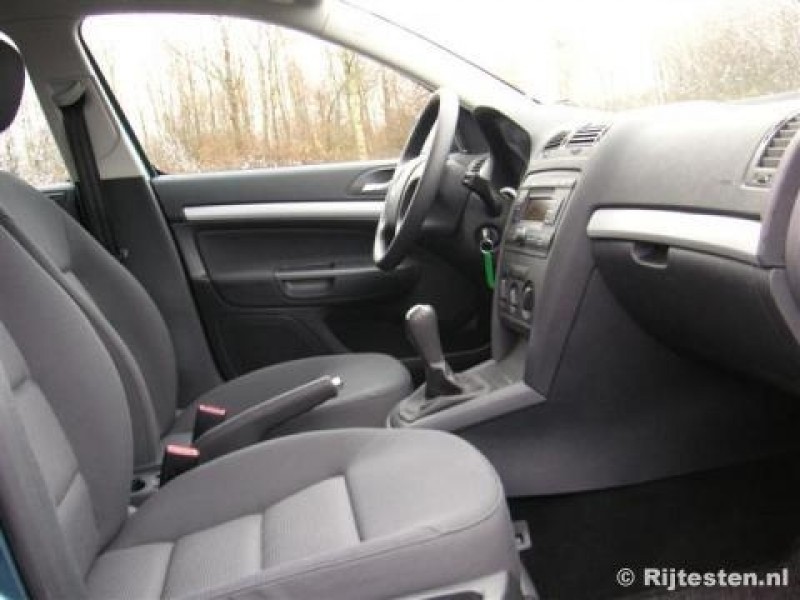 Skoda Octavia Combi 1.6 Ambiente