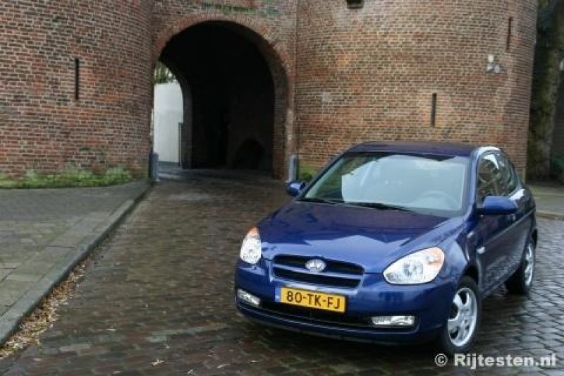 Hyundai Accent 1.4i Dynamicversion