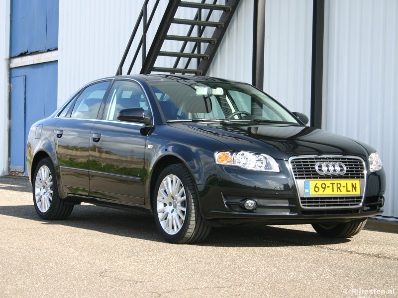 Audi A4 1.8T Advance