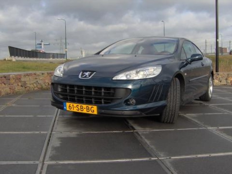 Peugeot 407 Coupé 2.7 V6 HDiF Féline