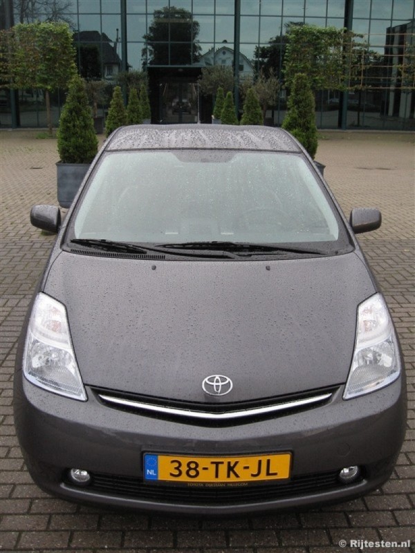 Toyota Prius 1.5 HSD Business