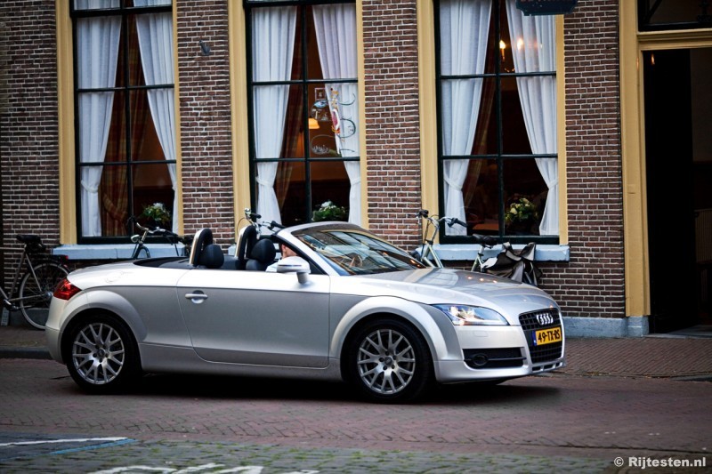 Audi TT Roadster 2.0 TFSI 