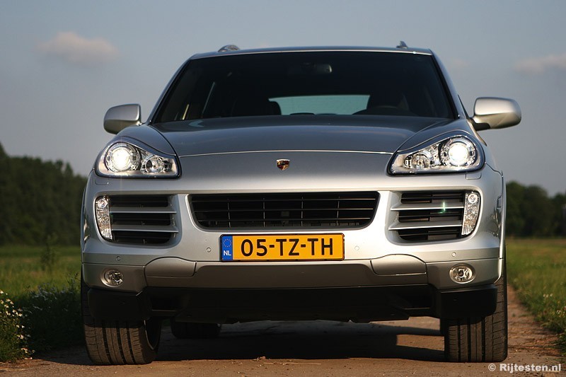 Porsche Cayenne S 