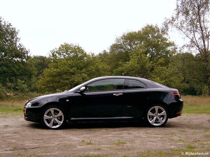 Alfa Romeo GT JTDm 16V Q2