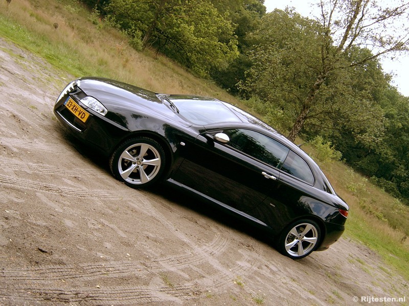 Alfa Romeo GT JTDm 16V Q2