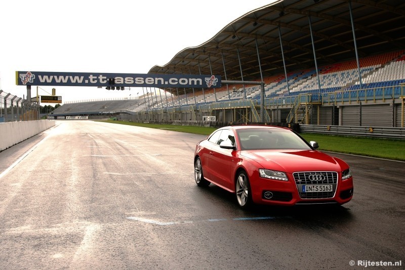 Audi S5 4.2 FSI quattro Pro Line