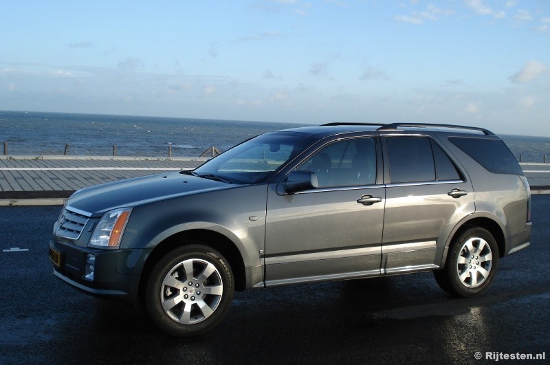 Cadillac SRX  4.6 V8 Sport Luxury