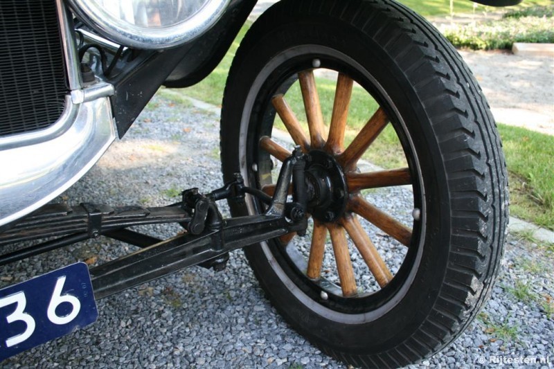 Ford Model T  Runabout Roadster (1924)