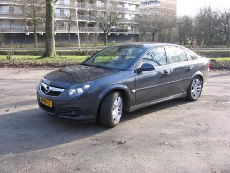 Opel Vectra GTS 1.9 CDTi Sport