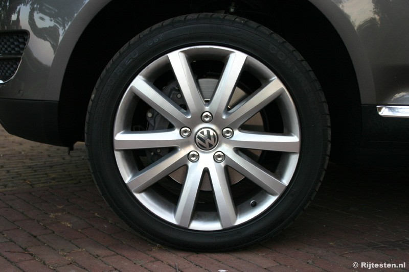 Volkswagen Touareg 4.2 V8 