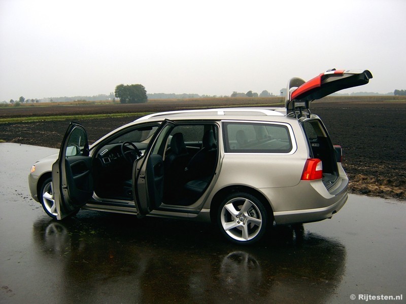 Volvo V70 T6 AWD Summum