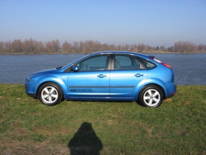 Ford Focus 1.6i-16V Futura