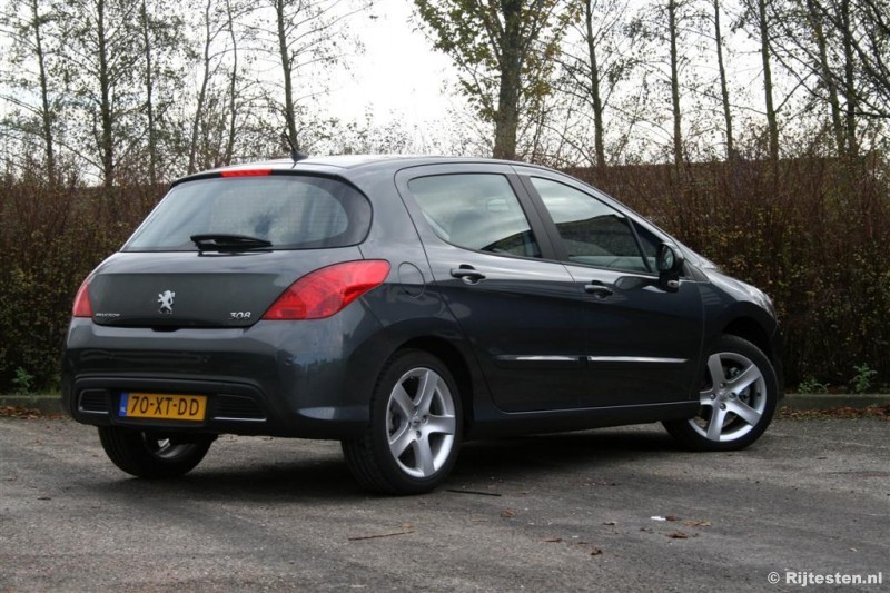 Peugeot 308 XT 2.0-16V HDiF