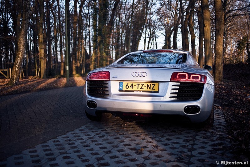 Audi R8 4.2 FSI quattro 