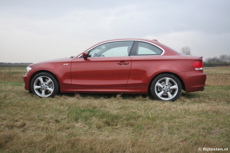 BMW 1 Serie Coupé 123d High Executive