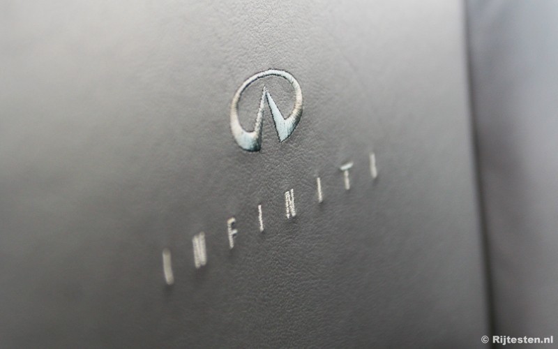 Infiniti FX 35 