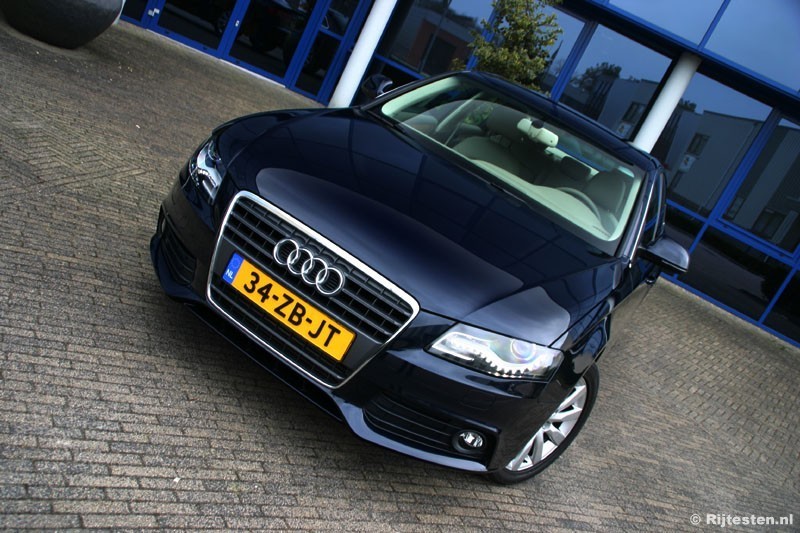 Audi A4 2.0 TDI Pro Line