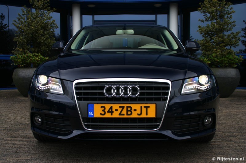 Audi A4 2.0 TDI Pro Line