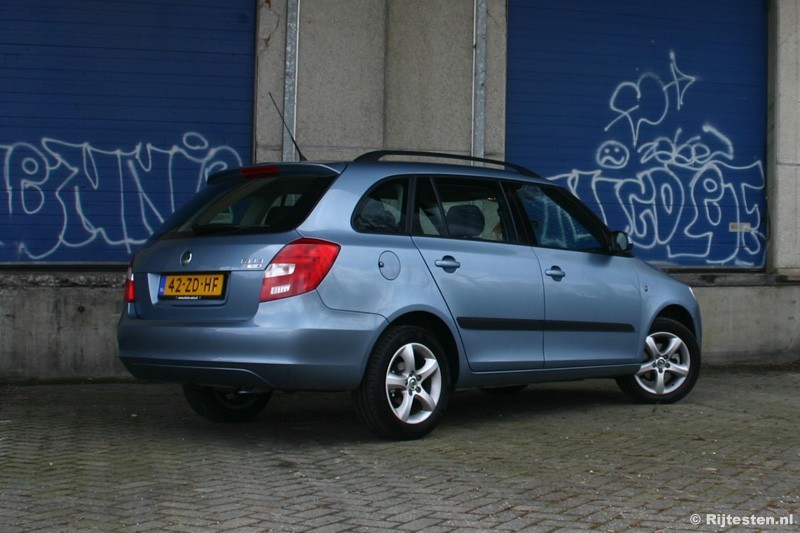 Skoda Fabia Combi 1.6 16v Ambiente