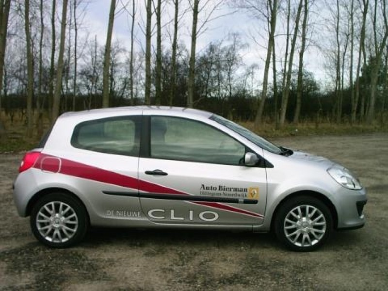 Renault Clio 1.4 16v Dynamique Luxe