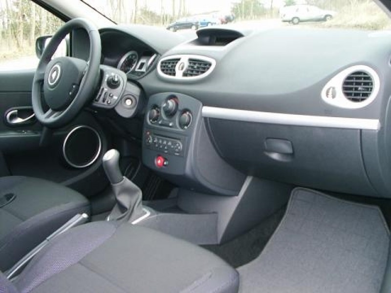 Renault Clio 1.4 16v Dynamique Luxe