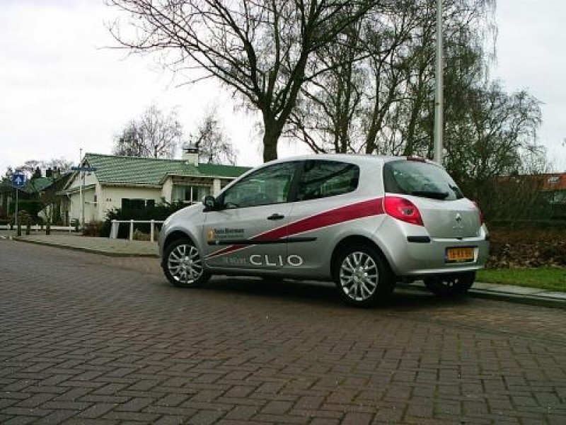 Renault Clio 1.4 16v Dynamique Luxe