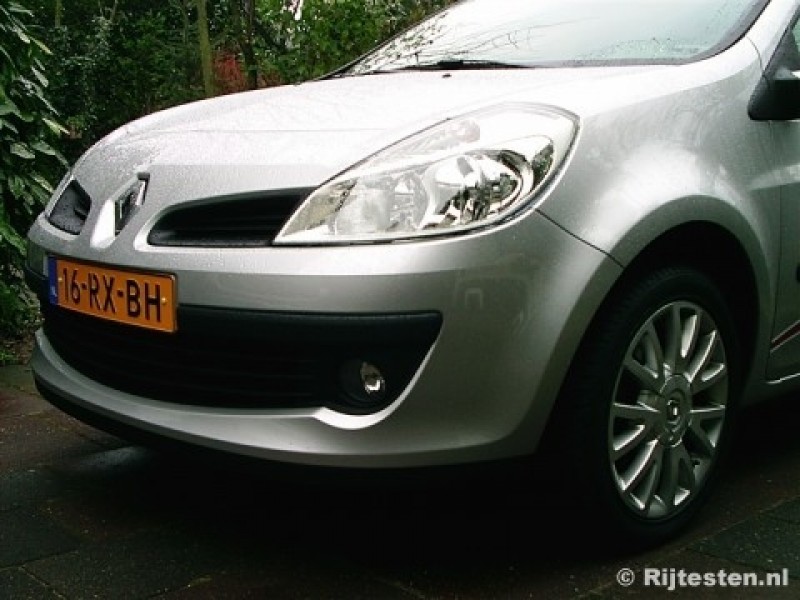 Renault Clio 1.4 16v Dynamique Luxe