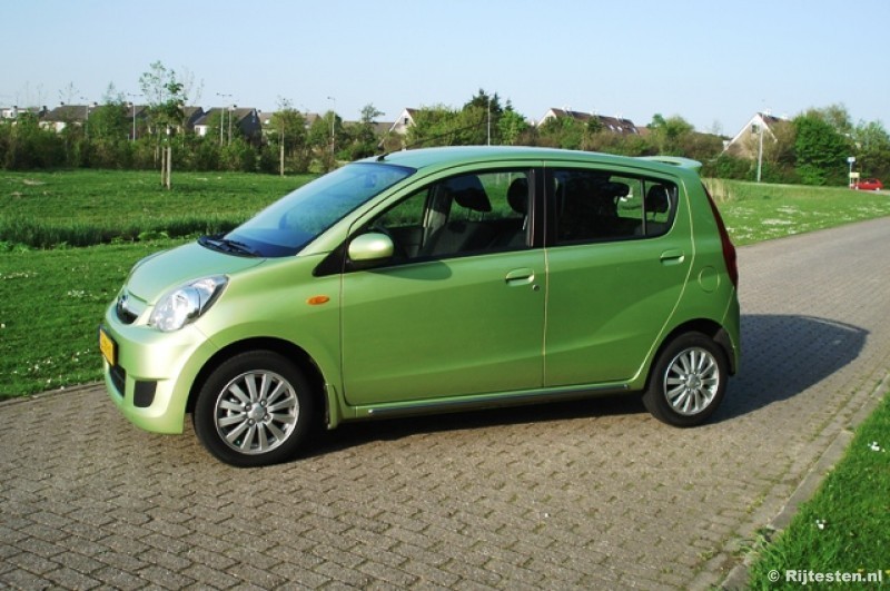 Daihatsu Cuore 1.0 Premium