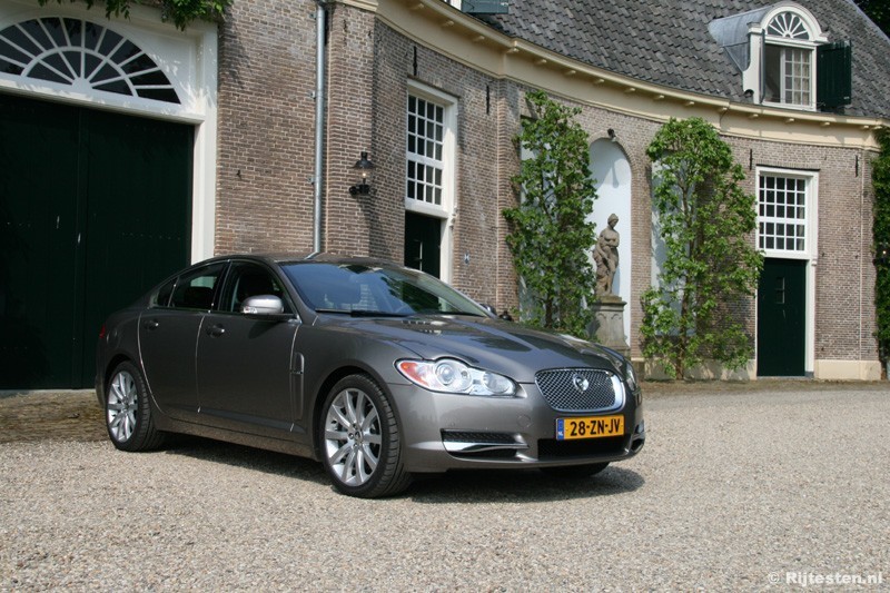 Jaguar XF 2.7D Premium Luxury