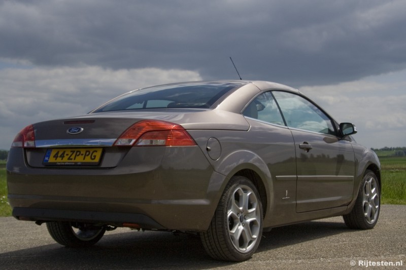 Ford Focus CC 2.0 Titanium