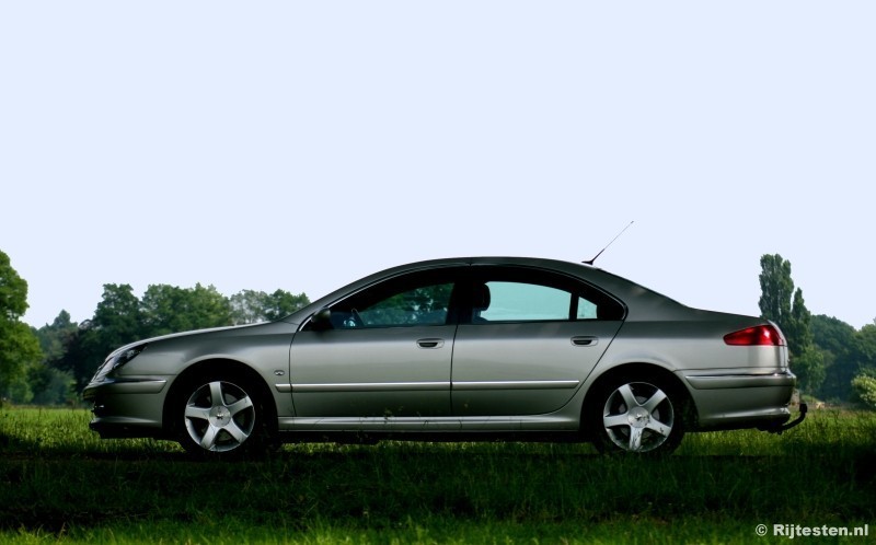 Peugeot 607 2.7-24v V6 HDiF Executive