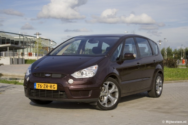 Ford S-MAX 2.2 TDCi Titanium