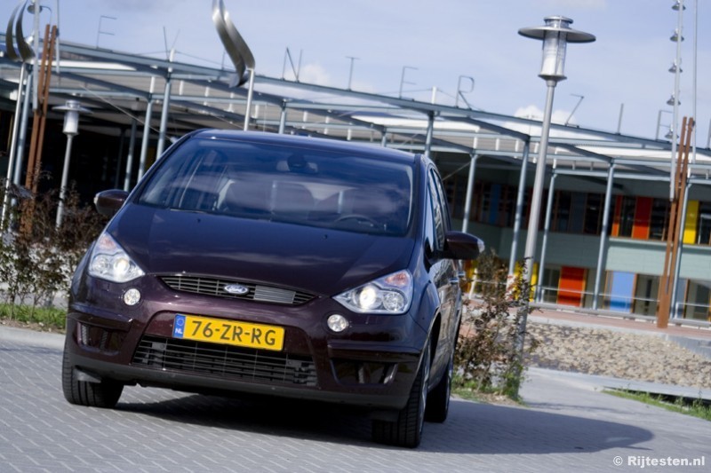 Ford S-MAX 2.2 TDCi Titanium