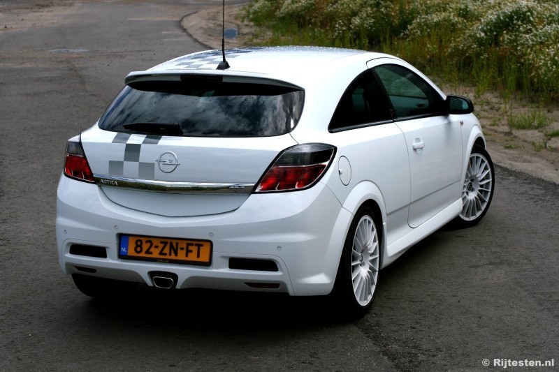 Opel Astra GTC OPC  Nürburgring Edition