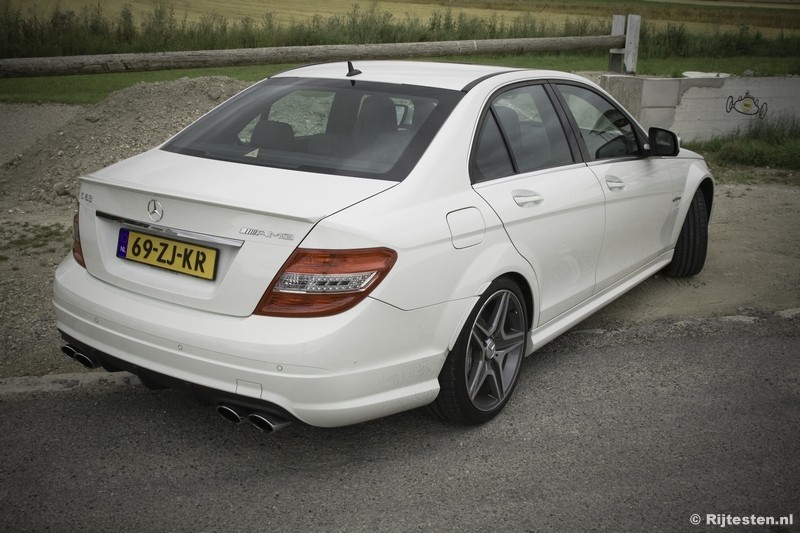 Mercedes-Benz C 63 AMG  