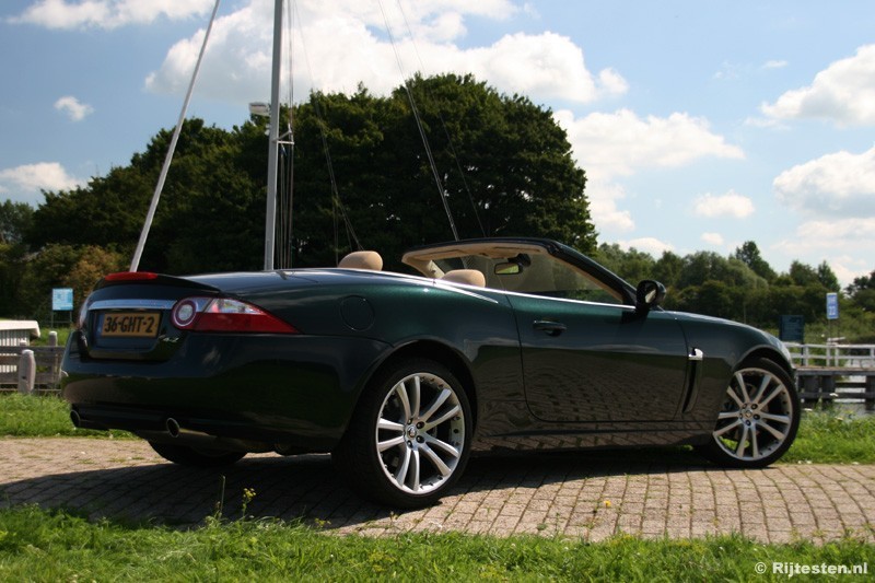 Jaguar XK Convertible 4.2 V8 