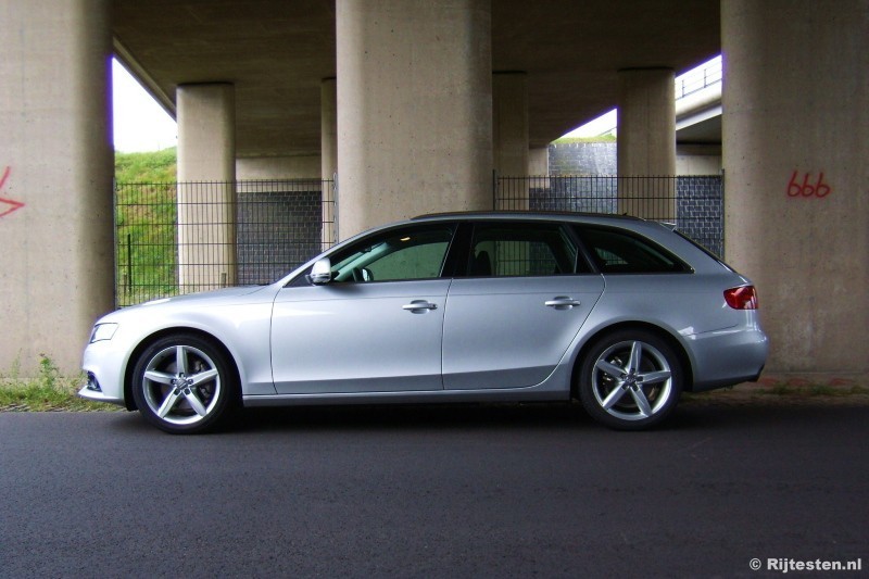 Audi A4 Avant 3.0 TDI quattro Pro Line