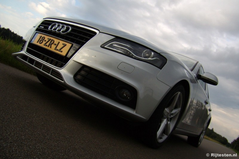 Audi A4 Avant 3.0 TDI quattro Pro Line