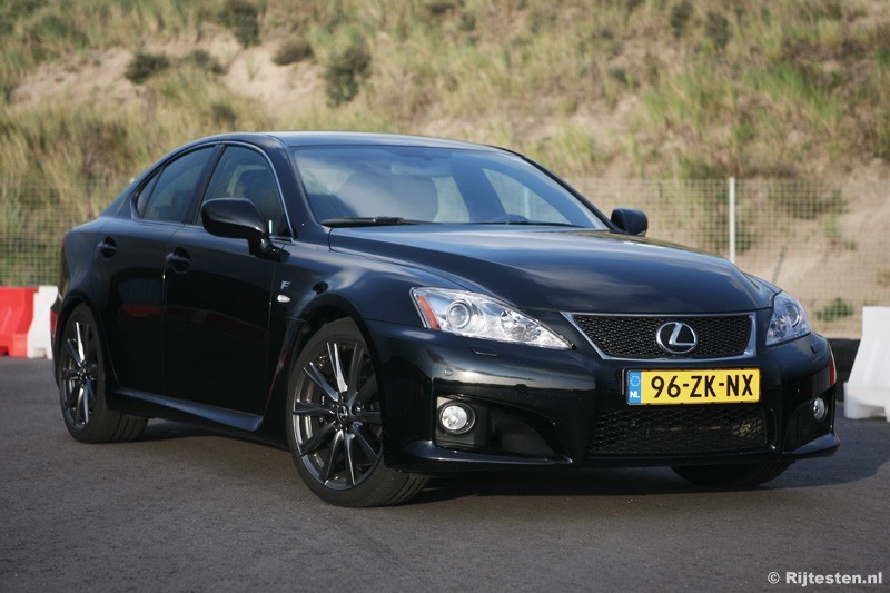 Lexus IS-F  5.0 V8