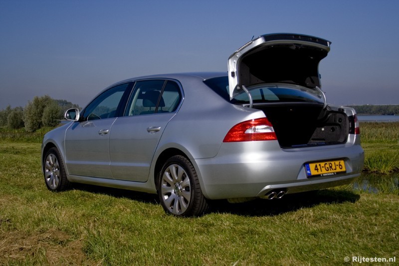 Skoda Superb 2.0 TDI Ambition