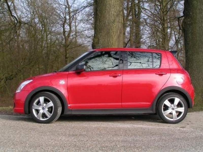 Suzuki Swift 1.5 GLS GT+