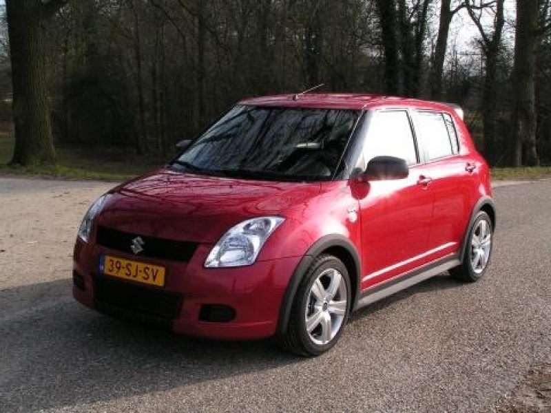 Suzuki Swift 1.5 GLS GT+