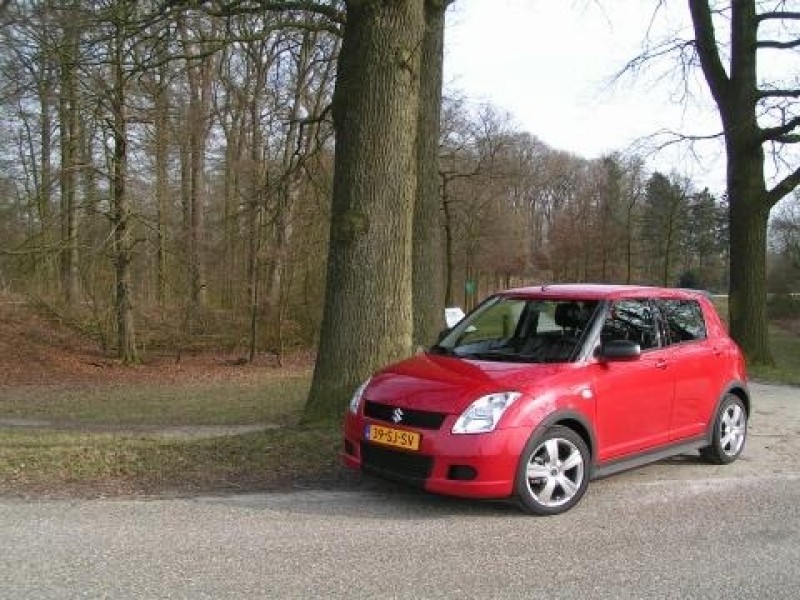 Suzuki Swift 1.5 GLS GT+