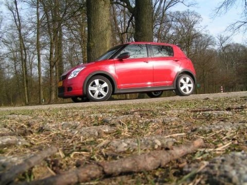 Suzuki Swift 1.5 GLS GT+